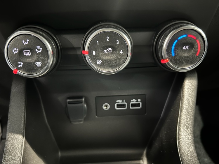 Renault Clio Evolution foto 18