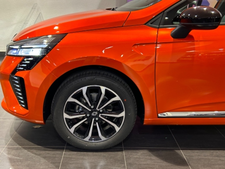 Renault Clio Techno foto 26