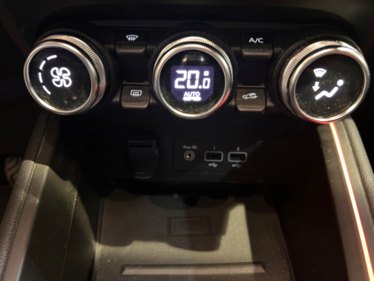 Renault Clio Zen foto 14