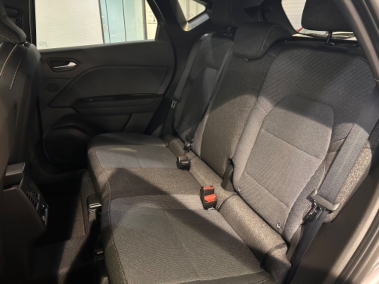 RENAULT CAPTUR techno full hybrid E-Tech 117kW (160CV) foto 15