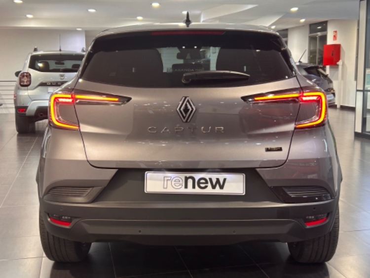 RENAULT CAPTUR techno full hybrid E-Tech 117kW (160CV) foto 6