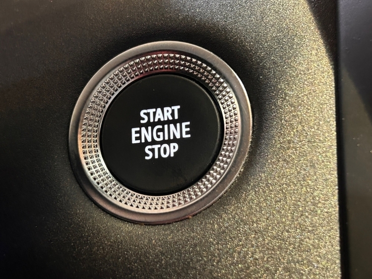 RENAULT CAPTUR INTENS 100CV GLP foto 23