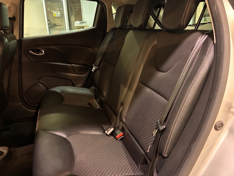 Renault Clio Zen foto 19