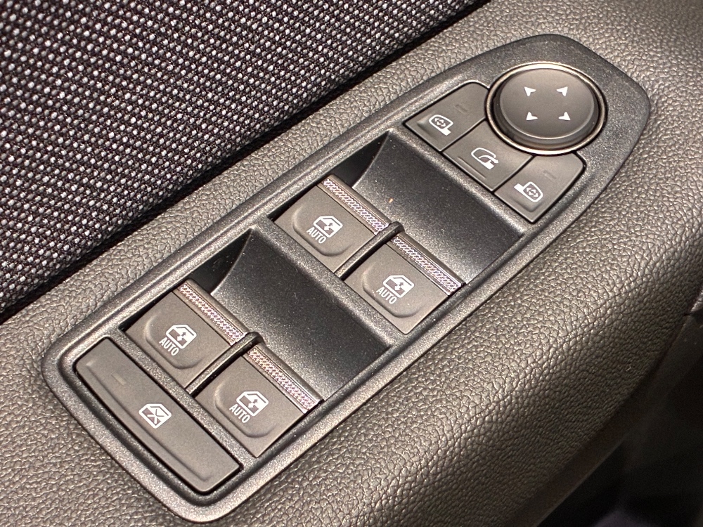 Renault Captur II Techno miniatura 13