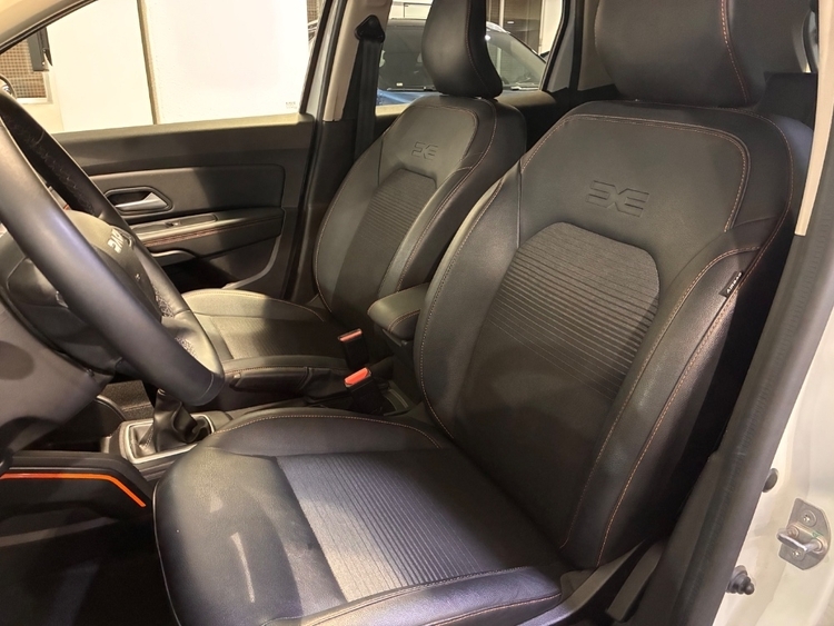 Dacia Duster EXTREME TCE GLP foto 10