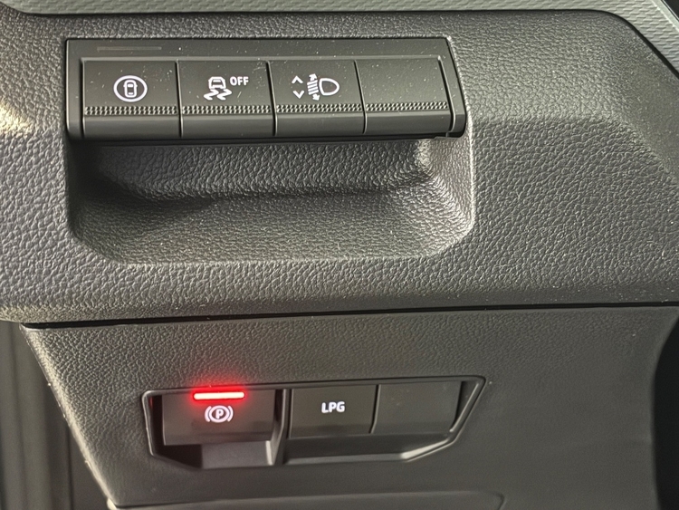 DACIA DUSTER EXTREME HYBRID-G 150 4x4 foto 13