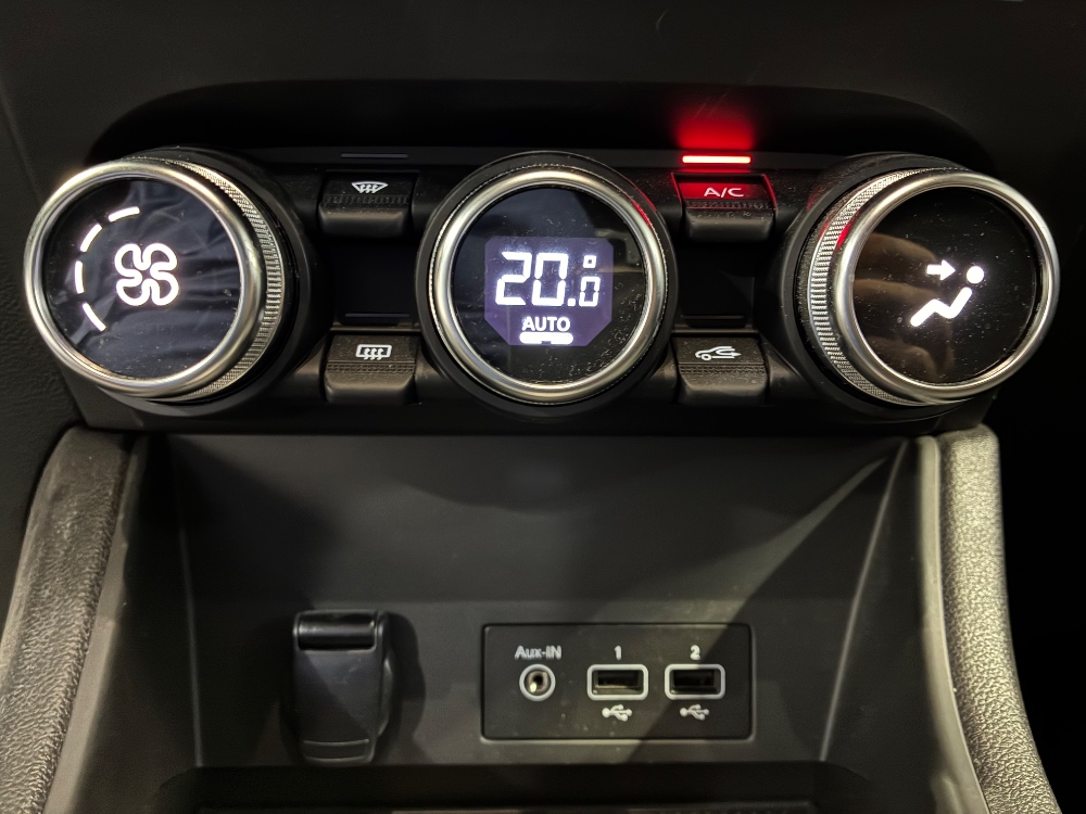 Renault Captur II Techno Fast Track miniatura 15