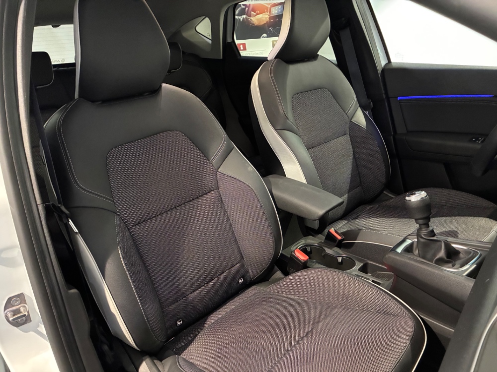 Renault Captur II Techno Fast Track foto 23